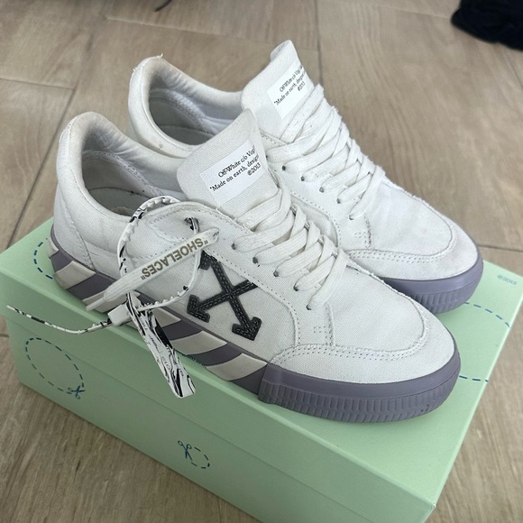 Off-White Volcanized Sneakers - Picture 1 of 8